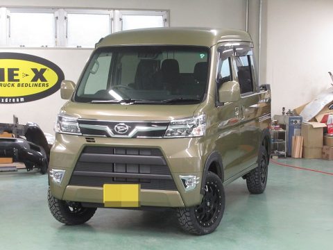 ハイゼットデッキバン　LINE-X　オーバーフェンダー　荷台